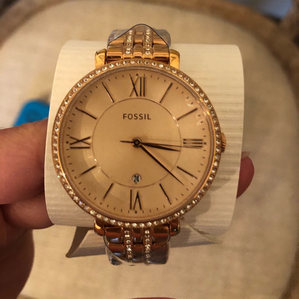Fossil Women’s Rose Gold Watch